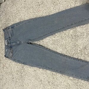 PACSUN mom jeans never worn. Light blue